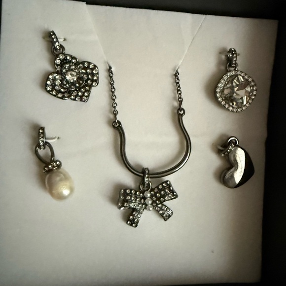 Elegant Necklace with Different Pendants - Picture 2 of 8